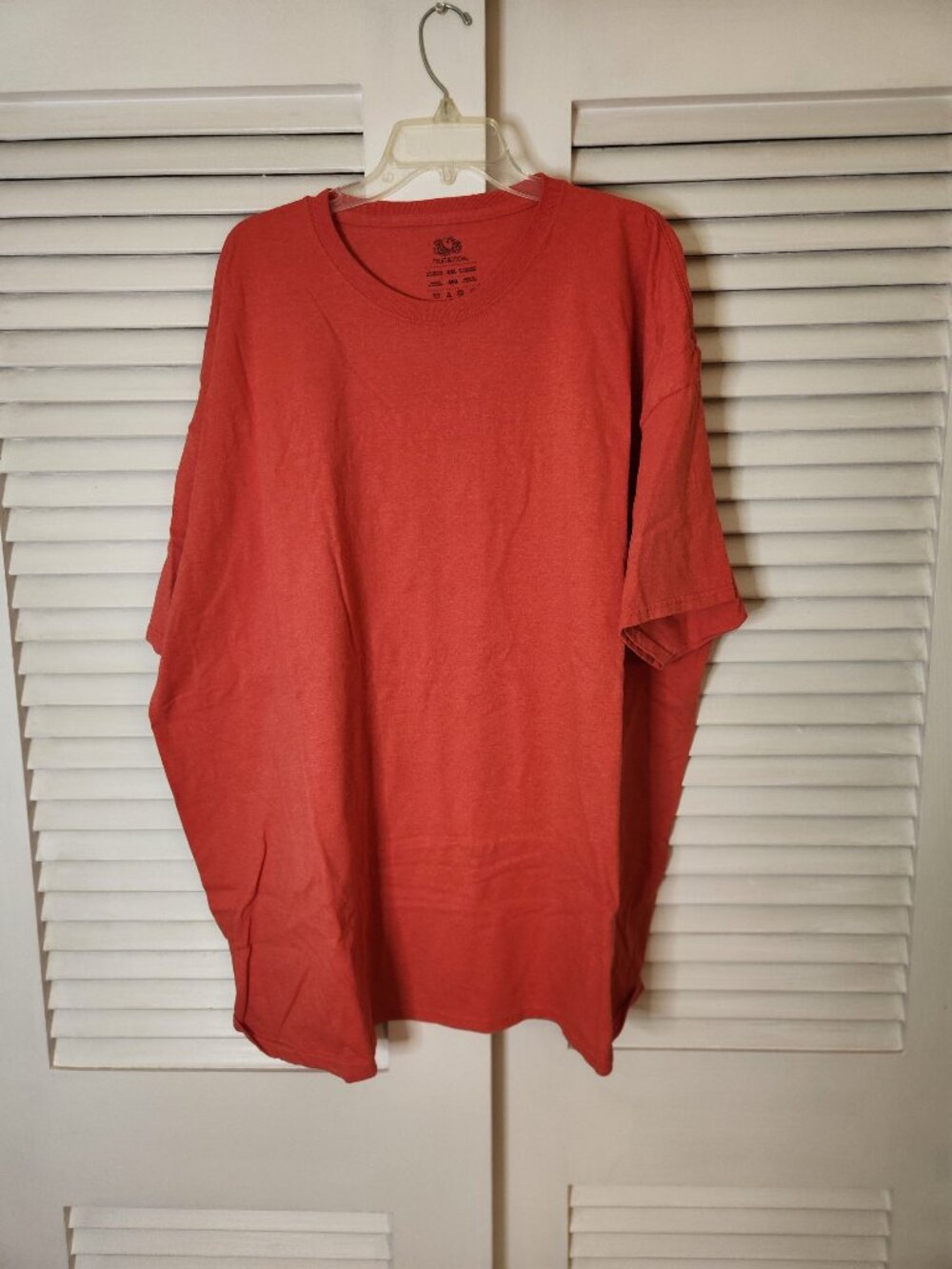 NWOT Men's 4XL Cajun Red Crew Neck Tee